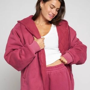 Comfrt's Cozy Weight Berry Hoodie